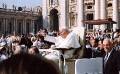 37 Pope 2 * Pope John Paul II * 800 x 498 * (160KB)